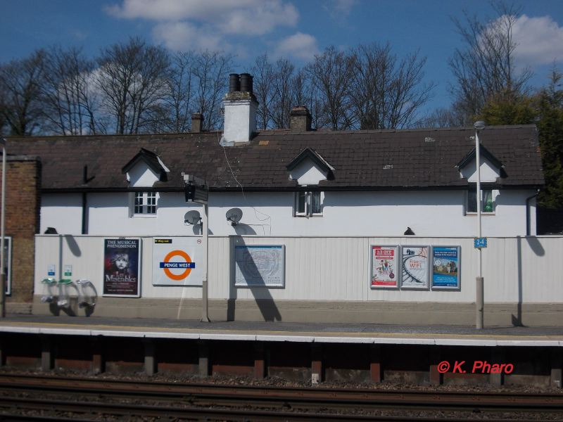 Penge West Station (3).jpg